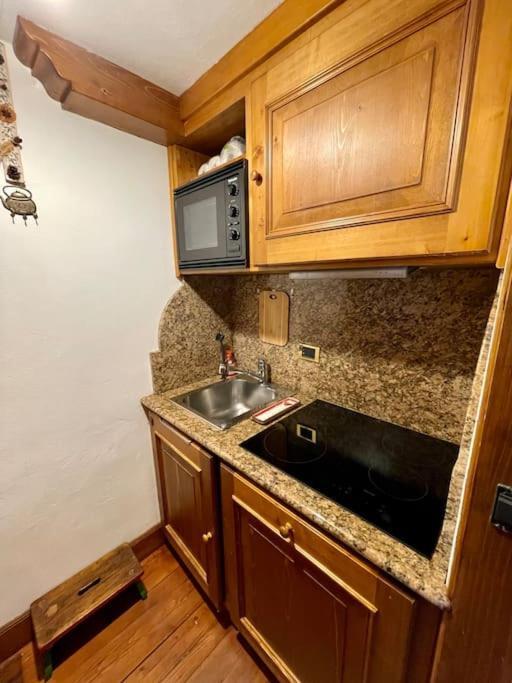 The Best Place 300 Mt Dal Centro Apartment Pocol Luaran gambar